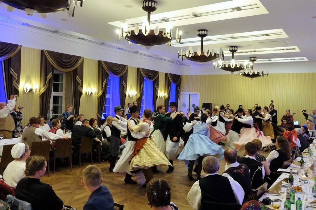 Bálozók az Erzsébet Nagy Szállodában. Fotó: Vida Tünde