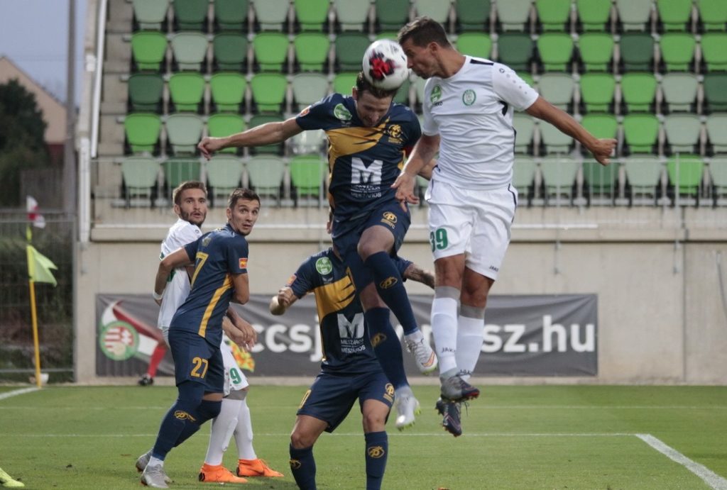 A Paksi FC a Puskás Akadémia FC-t fogadta a Fehérvári úti stadionban. Fotó: Molnár Gyula/Paksi Hírnök