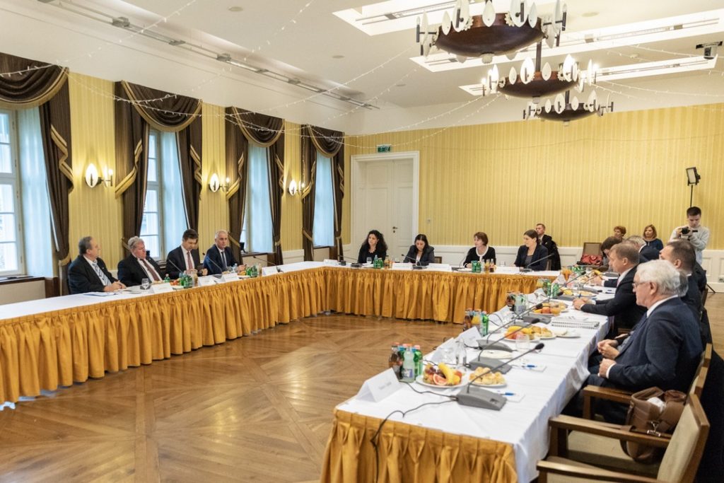 A költségvetési bizottság paksi kihelyezett ülése. Fotó: Paks II. Zrt.