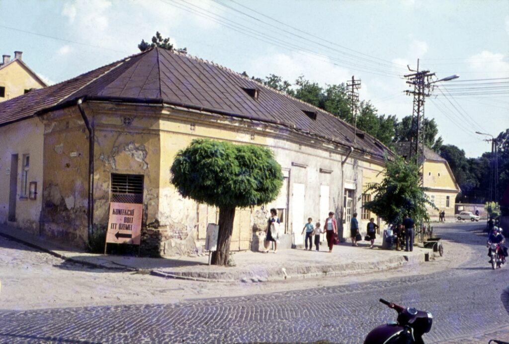 Szent István tér – Bajcsy-Zsilinszky utca sarok. Fotó: magánarchívum