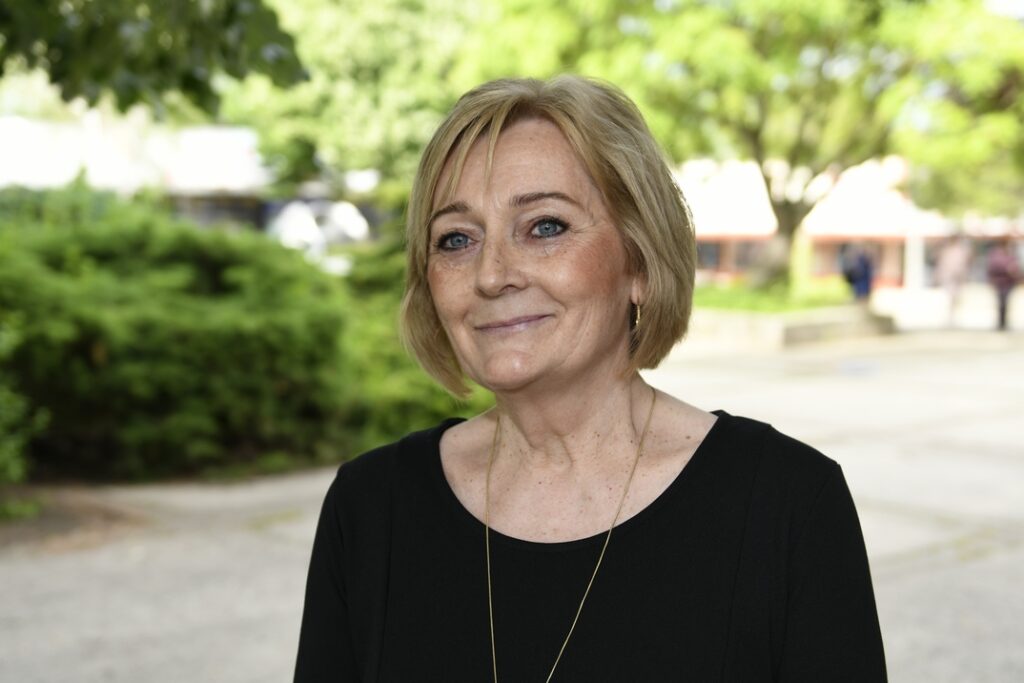 Ziliziné Petrik Klára Gyermekeinkért Díjas pedagógus. Fotó: Szaffenauer Ferenc/Paksi Hírnök