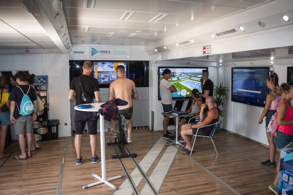 Paks II. interaktív kamionja a VOLT Fesztiválon, Sopronban. Fotó: Paks II. Zrt.