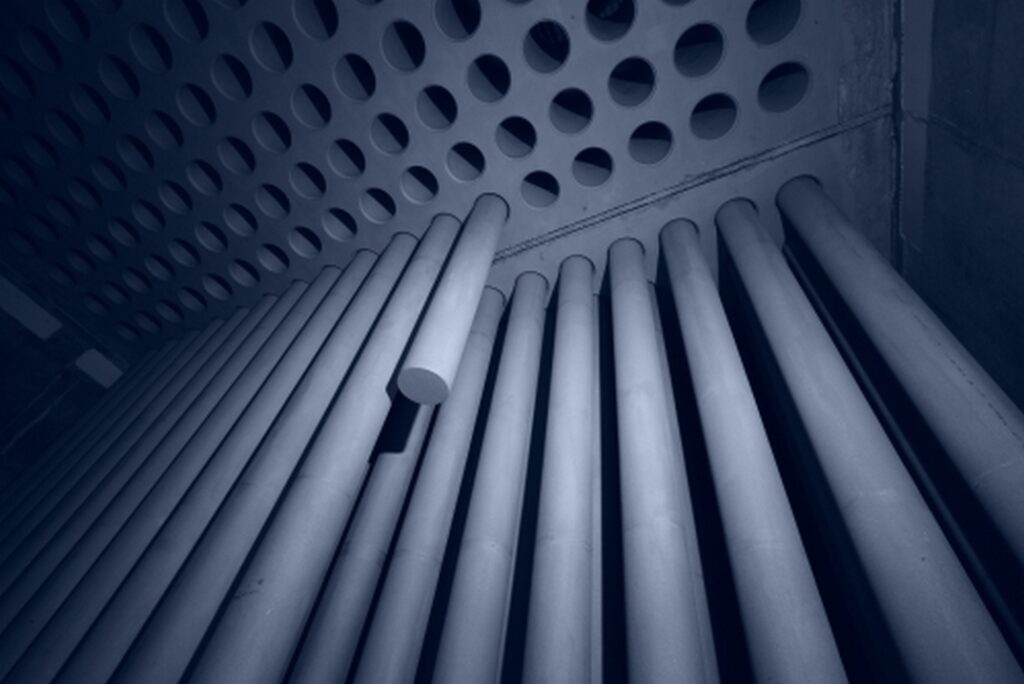 Tárolócsövek. Fotó: rhk.hu/archív