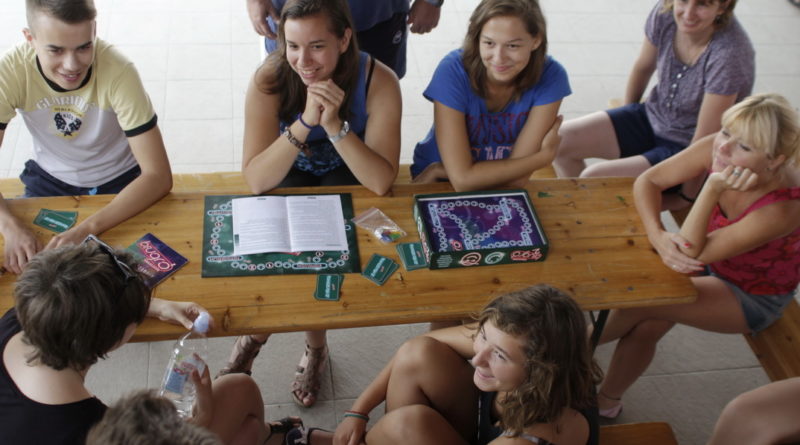 Tavaly az I. világháború volt a határon túli középiskolások olvasótáborának témája. Fotó: Molnár Gyula/Paksi Hírnök