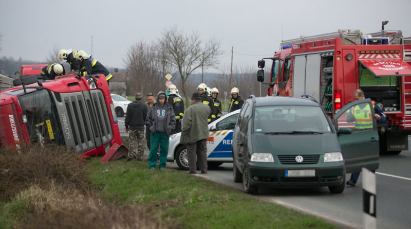 Baleset Dunakömlődnél: Fotó: Kövi Gergő/Paksi Hírnök