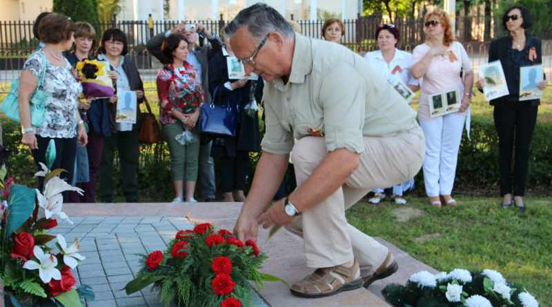 Megemlékezés a győzelem napján. Fotó: Vida Tünde/Paksi Hírnök