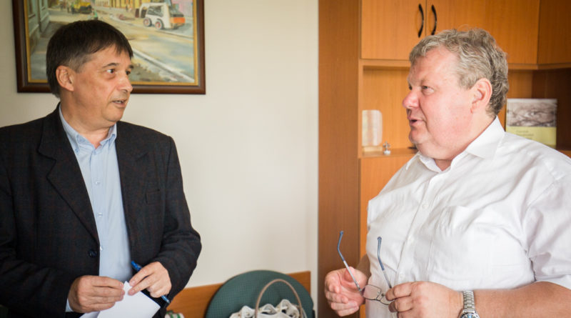 Süli János (j) és Mezősi Árpád (b). Fotó: Kövi Gergő/Paksi Hírnök