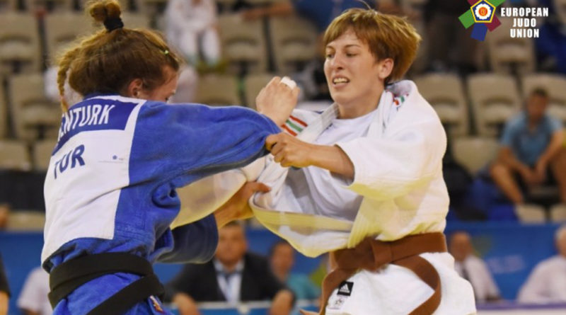 Pupp Réka (j). Fotó: Miroslav Petrik/EJU