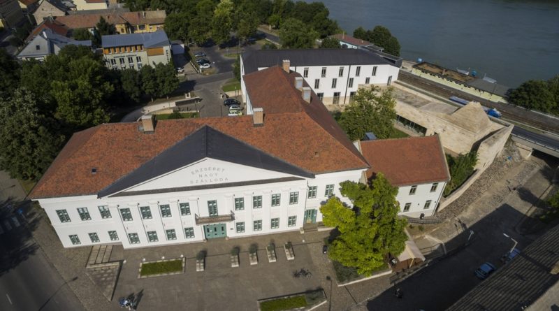 Az Erzsébet Nagy Szálloda. Fotó: Babai István/Paksi Polgármesteri Hivatal