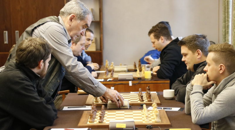 Sakk csapatbajnokság az Erzsébet Nagy Szállodában. Fotó: Molnár Gyula/Paksi Hírnök