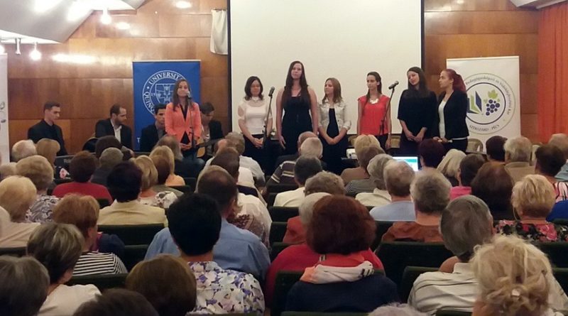 A Paksi Harmadik Kor Egyeteme tavaszi szemeszterében összesen hat előadás lesz. Fotó: Molnár Gyula/Paksi Hírnök archív