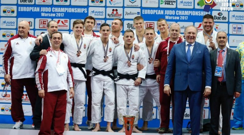 Bronzérmes lett a magyar férfiválogatott a varsói Eb-n. Fotó: www.ase.hu