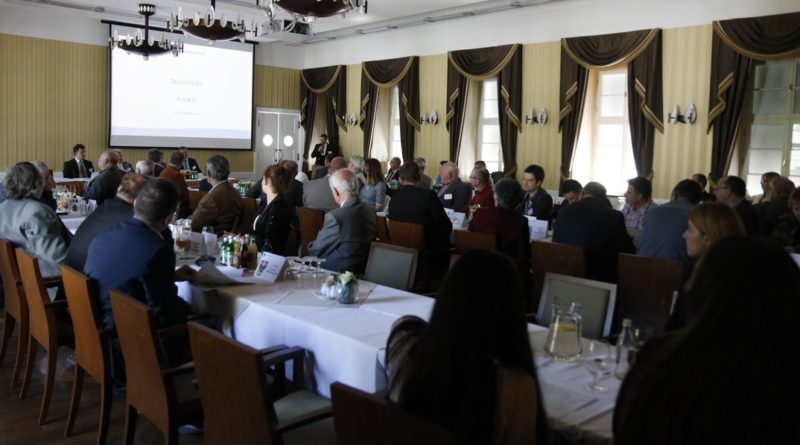 A Mezőföldvíz Kft. taggyűlésén értékelték az eddigi eredményeket. Fotó: Molnár Gyula/Paksi Hírnök