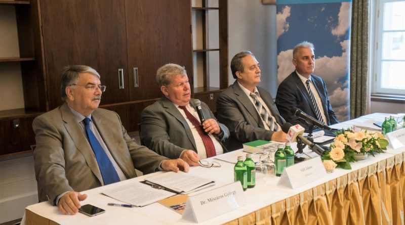 Süli János miniszter sajtótájékoztatón beszélt Paks II. aktualitásairól. Fotó: Babai István/Paksi Hírnök