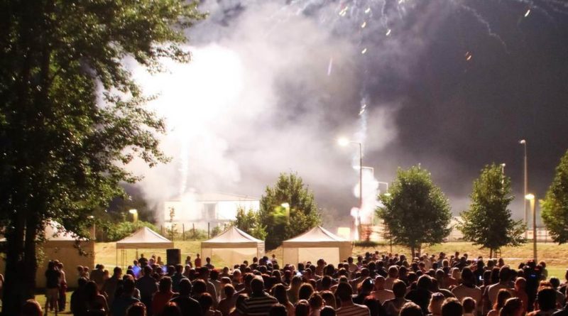 Az augusztus 20-i program ideje alatt útlezárásra kell számítani az ASE sportcsarnoknál. Fotó: Molnár Gyula/Paksi Hírnök Hírnök archív