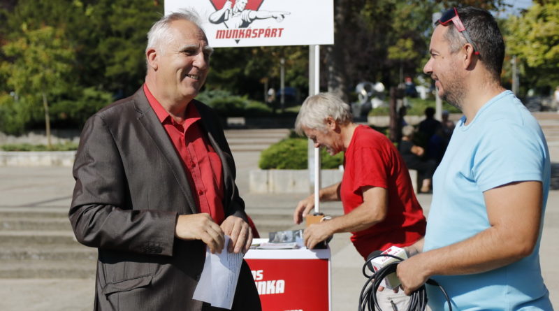 Kerezsi László sajtótájékoztatója. Fotó: Molnár Gyula