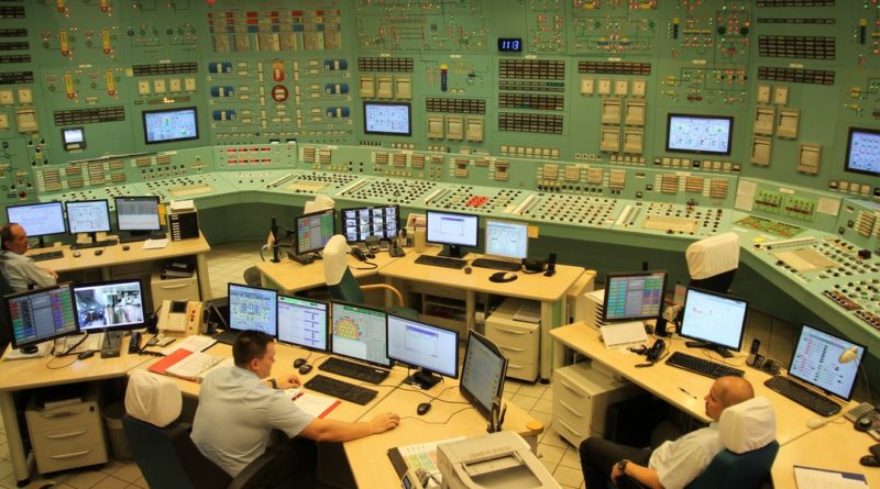 A Paksi Atomerőmű vezénylőterme. Fotó: Paksi Hírnök archív