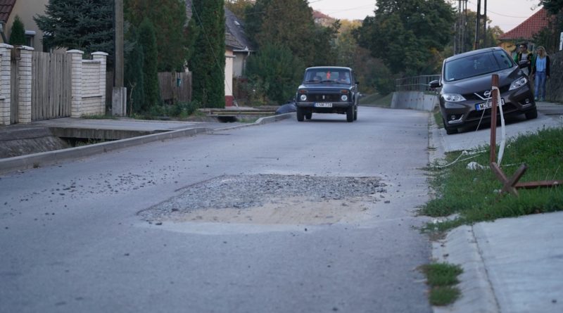 Haladás utca. Fotó: Szaffenauer Ferenc/Paksi Hírnök