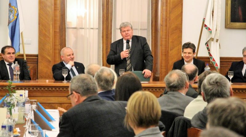 Süli János előadása a Vállalkozói Szalonban. Fotó: Vida Tünde