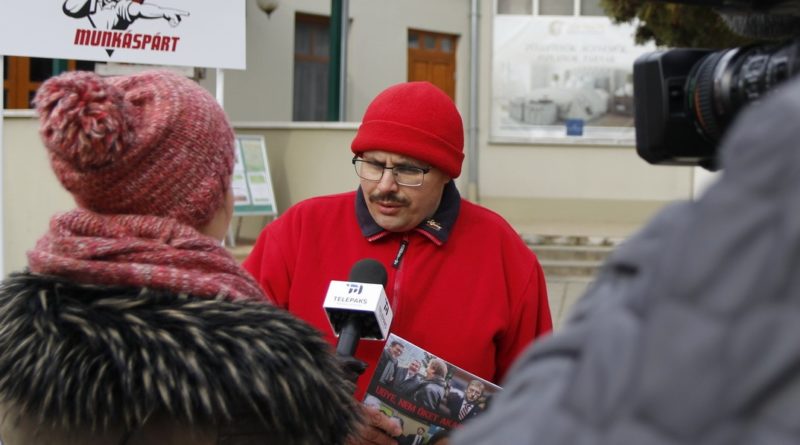 Szarka Sándor, a Munkáspárt Tolna megye 3. sz. választókerületében induló országgyűlési képviselőjelöltje. Fotó: Molnár Gyula/Paksi Hírnök