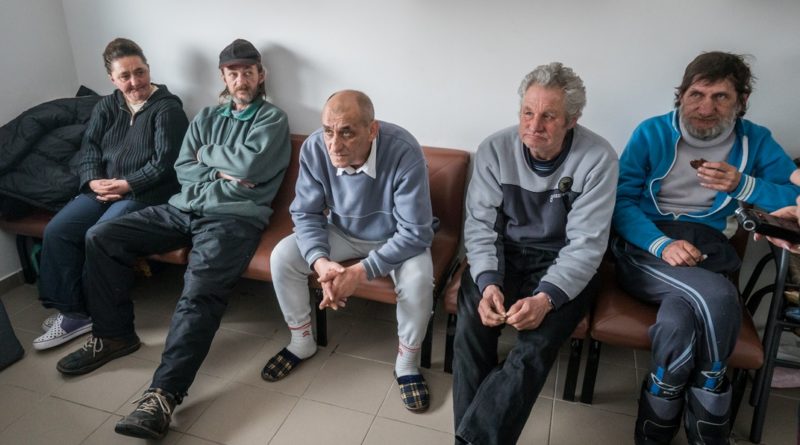 A hideg idő miatt egész nap nyitva a nappali melegedő. Fotó: Babai István