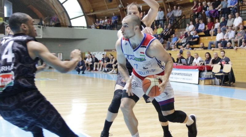 ASE-PVSK mérkőzés. Fotó: Molnár Gyula/Paksi Hírnök