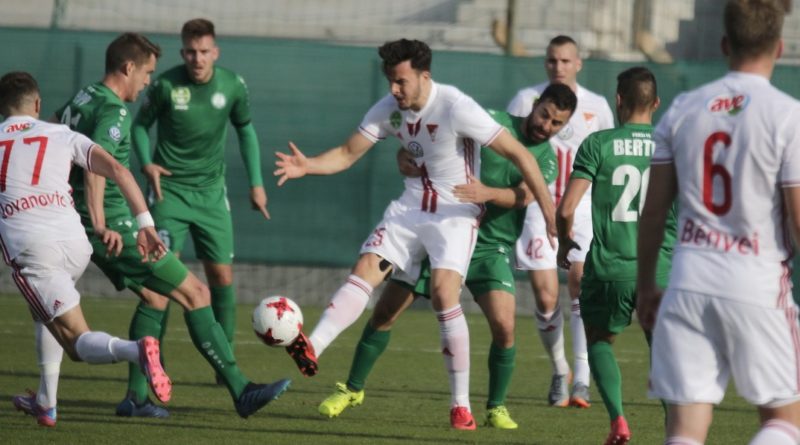 A DVSC csapatát fogadta a Paksi FC a Fehérvári úti stadionban. Fotó: Molnár Gyula/Paksi Hírnök