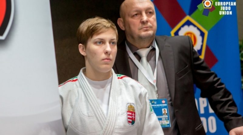Pupp Réka, az ASE versenyzője és Hangyási László mesteredző. Fotó: www.judoinfo.hu