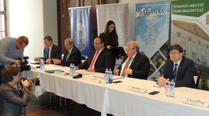 Fotó: Tolna Megyei Önkormányzati Hivatal Elnöki Kabinet