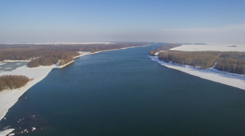 A Duna télen. A kép illusztráció. Fotó: Babai István/Paksi Polgármesteri Hivatal/archív felvétel