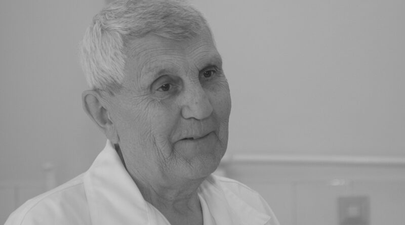 Dr. Hellebrand Béla. Fotó: Szaffenauer Ferenc/Paksi Hírnök archív