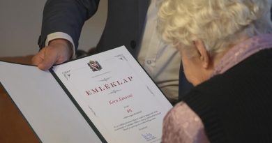 Közel négy évtized a gyermekek között