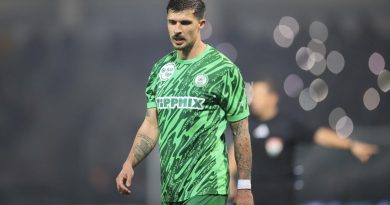 Silye Erikkel és Máté Csabával hosszabbított a PFC Silye Erikkel és Máté Csabával hosszabbított a PFC