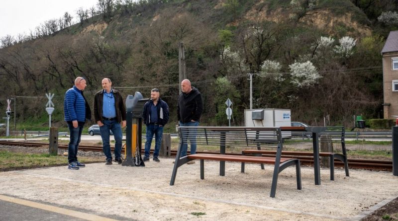 Szervizoszlopot adtak át Szervizoszlopot adtak át