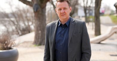 Jó napot, mi újság? – Várszegi Viktor