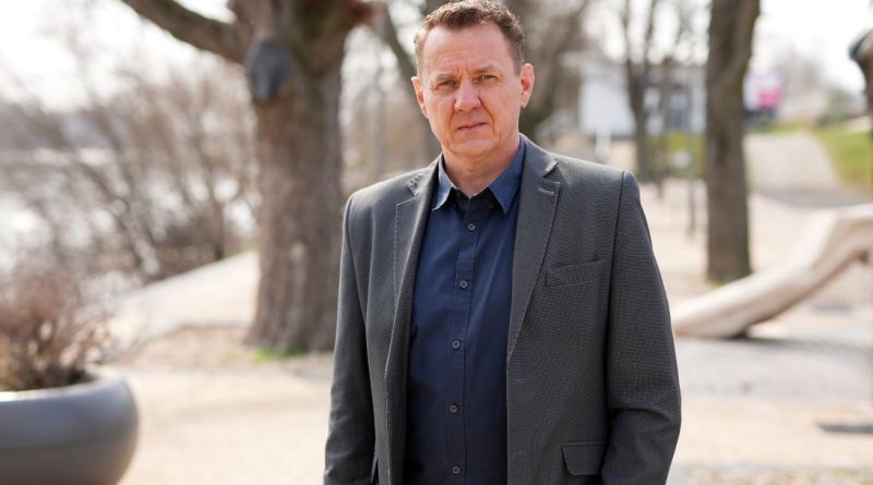 Jó napot, mi újság? – Várszegi Viktor