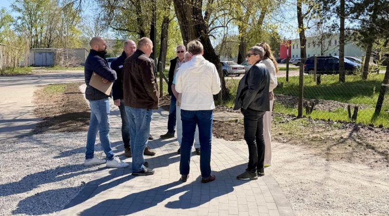 Elkészült a sétány Elkészült a sétány