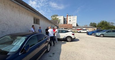 Megújul a Kereszt utcai parkoló Megújul a Kereszt utcai parkoló