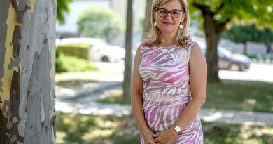 A demenciáról beszélni kell – Hat éve segíti a családokat az Alzheimer Café Paks
