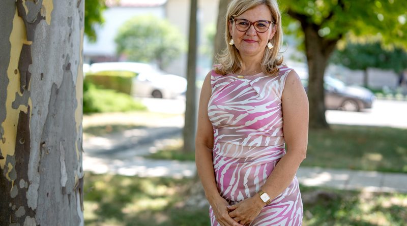 A demenciáról beszélni kell – Hat éve segíti a családokat az Alzheimer Café Paks