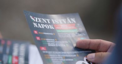 Szent István Napok Pakson