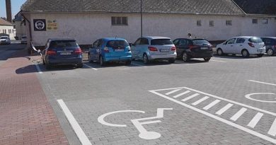 Megépült a parkoló, a zöldfelülettel még van munka Megépült a parkoló, a zöldfelülettel még van munka