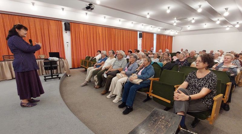 Elkezdődött az újabb szemeszter Elkezdődött az újabb szemeszter